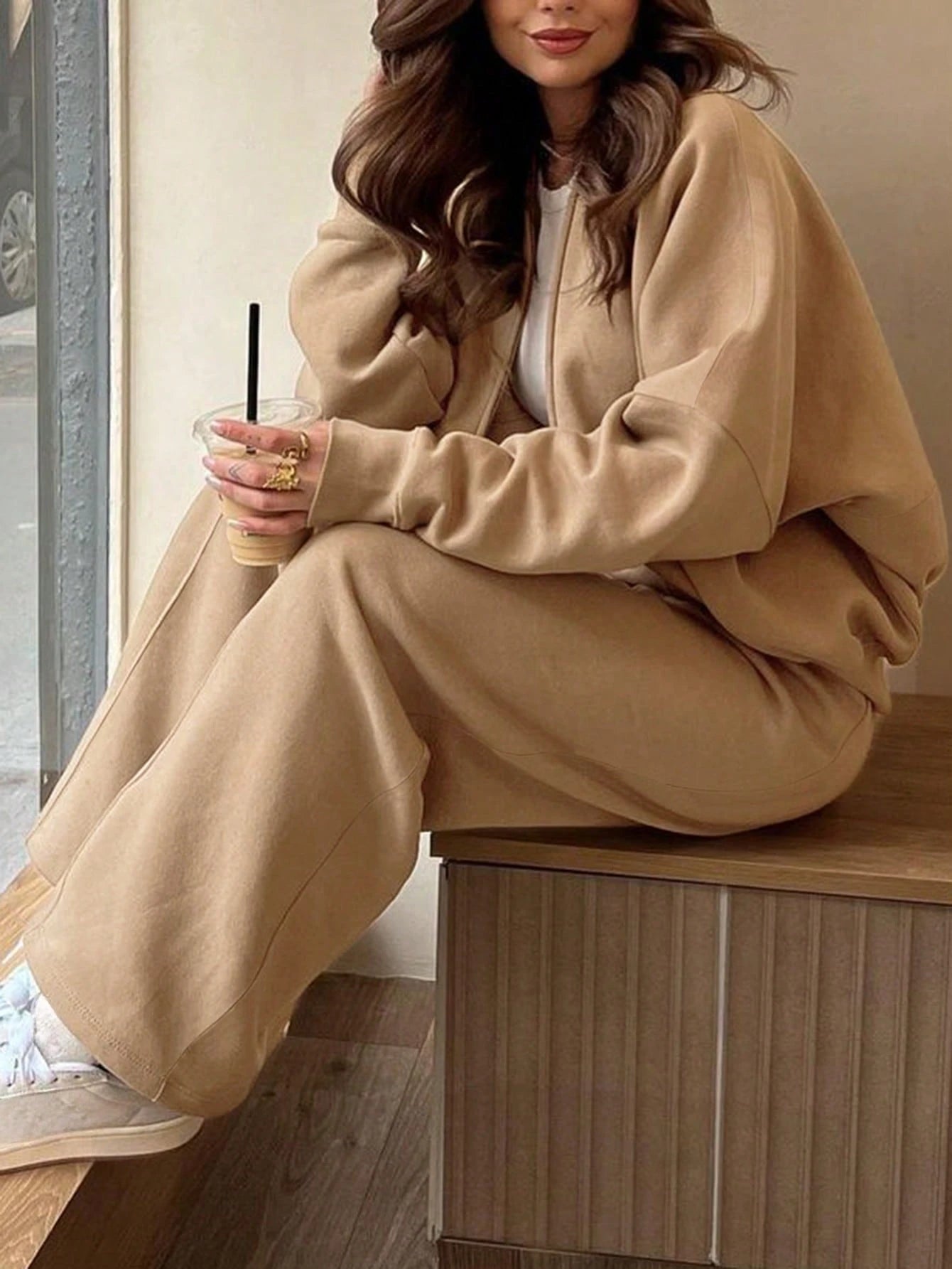 GAOVOT Women's Sweatshirt Two Pieces Fall/Winter Casual Casual Commuting Street Stand Collar Cardigan Coat And Loose Wide Leg Straight Pant Suit